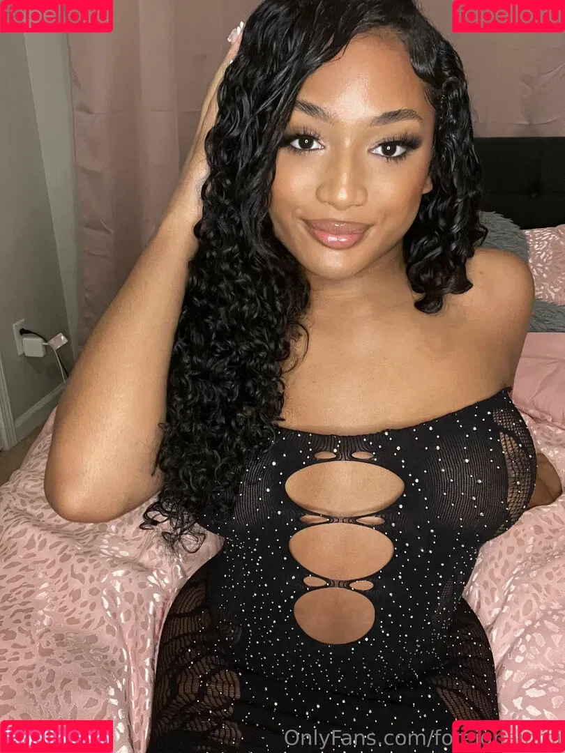 foreignaiomi / princessliesey Nude Leaks OnlyFans Onlyfans Photo Gallery 
