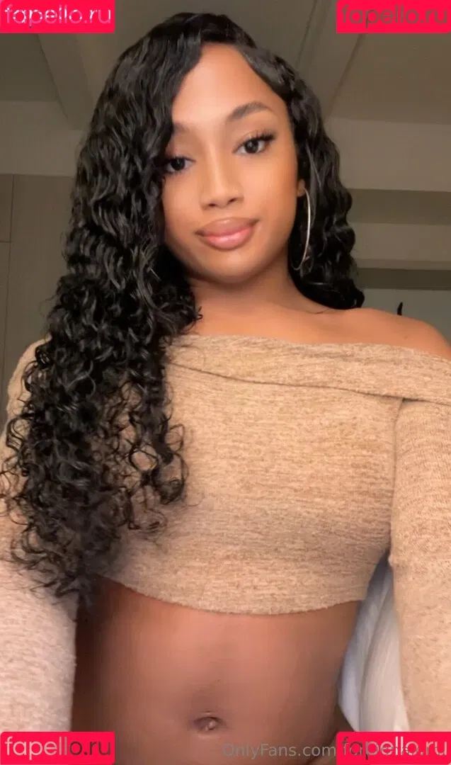 foreignaiomi / princessliesey Nude Leaks OnlyFans Onlyfans Photo Gallery 