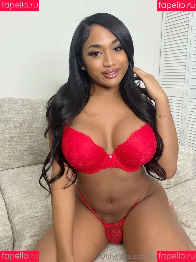 foreignaiomi / princessliesey Nude Leaks OnlyFans Onlyfans Photo Gallery 
