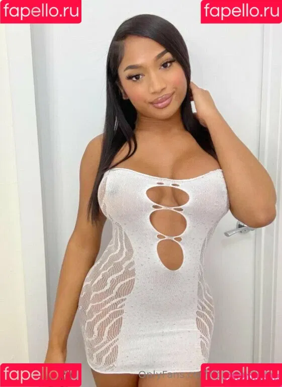 foreignaiomi / princessliesey Nude Leaks OnlyFans Onlyfans Photo Gallery 