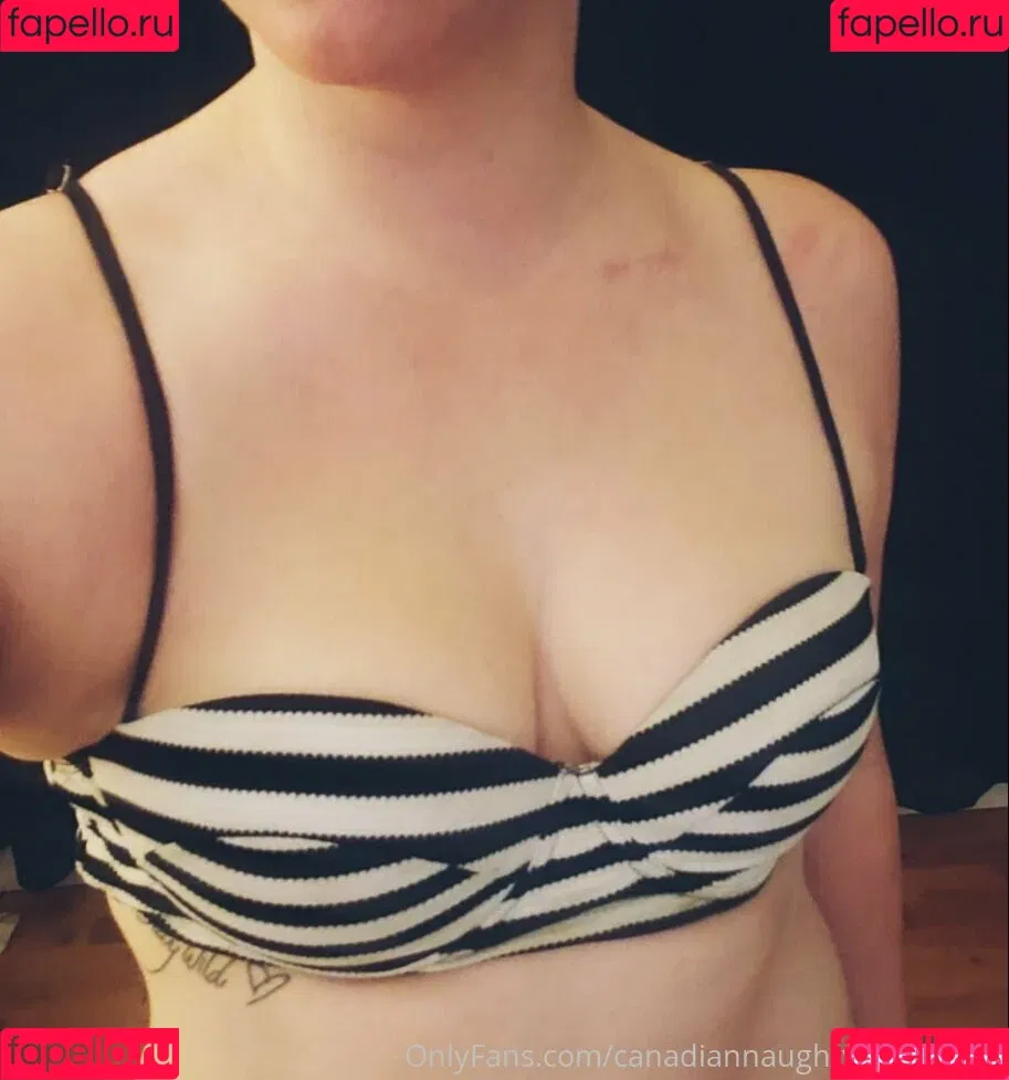 canadiancookingadventures / canadiannaughtyneighbour Nude Leaks OnlyFans Onlyfans Photo Gallery 