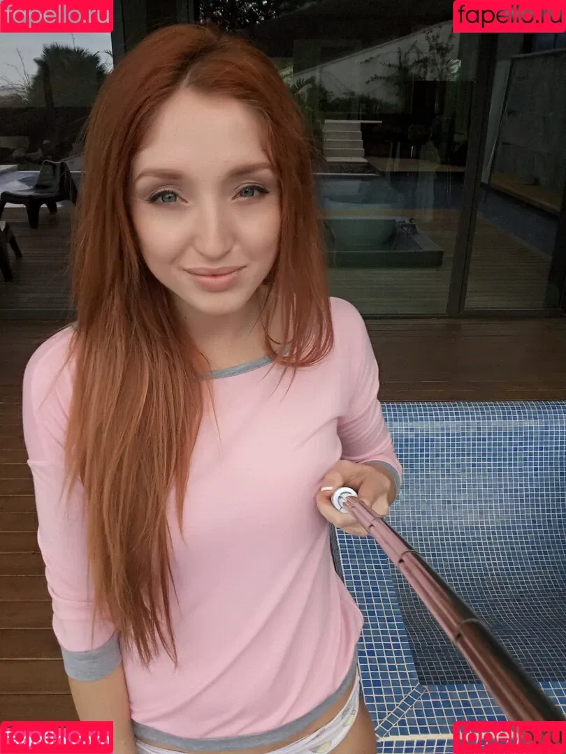 Michelle H. aka The Red Fox / ne_prosto_lisa / redfoxofficial Nude Leaks OnlyFans Onlyfans Photo Gallery 