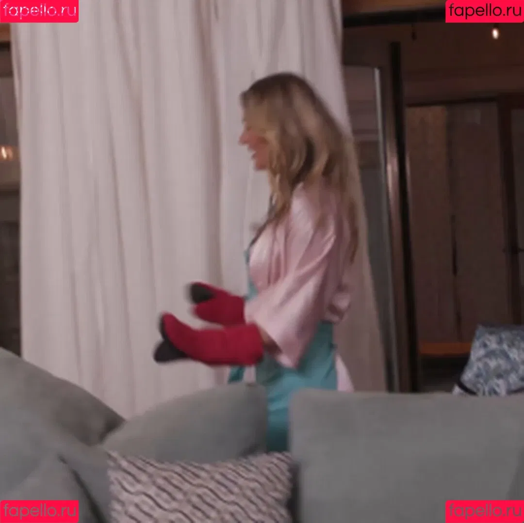 Ella Reese / ellareesebby / ellareesexxx Nude Leaks OnlyFans Onlyfans Photo Gallery 