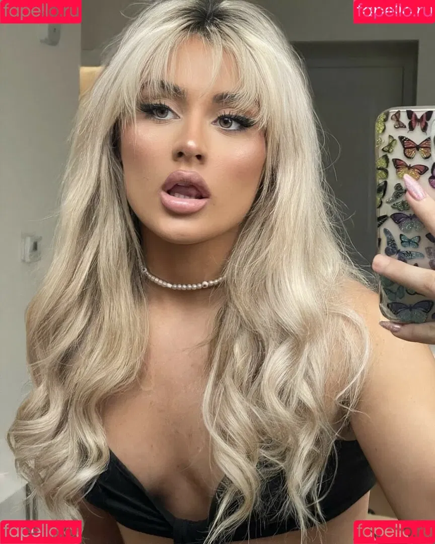 Tiffany Stratton / tiffany_stratton / tiffanywwe / tiffstrattonwwe Nude Leaks OnlyFans Onlyfans Photo Gallery 