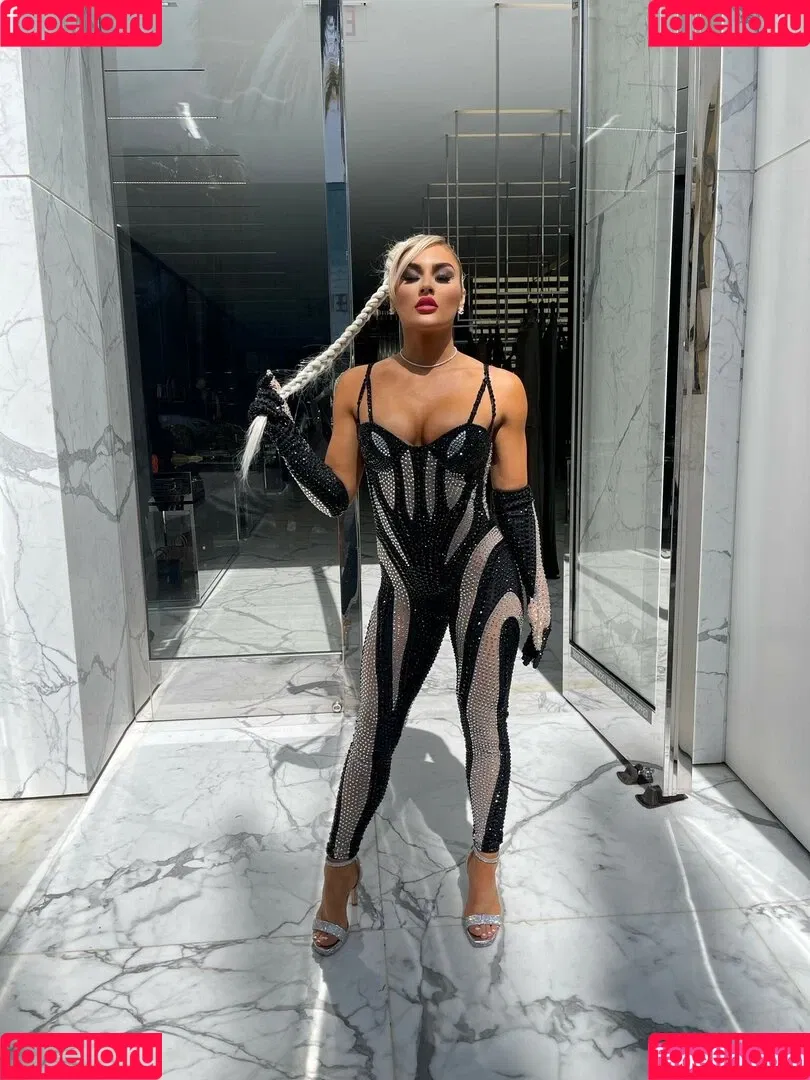 Tiffany Stratton / tiffany_stratton / tiffanywwe / tiffstrattonwwe Nude Leaks OnlyFans Onlyfans Photo Gallery 