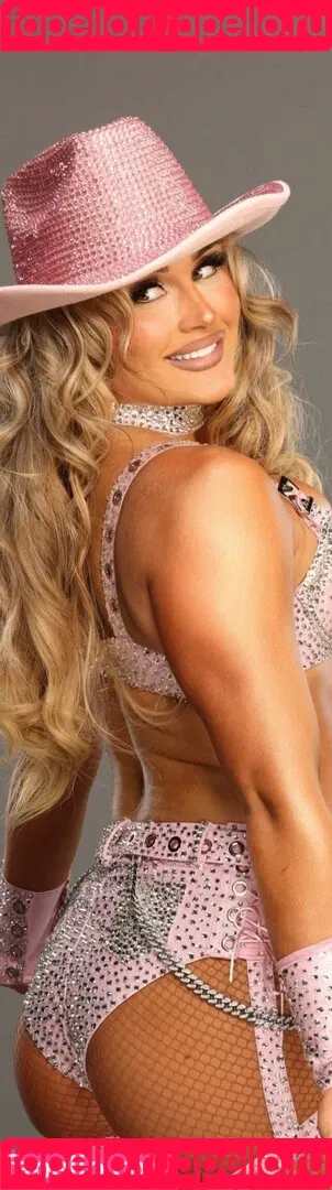 Tiffany Stratton / tiffany_stratton / tiffanywwe / tiffstrattonwwe Nude Leaks OnlyFans Onlyfans Photo Gallery 