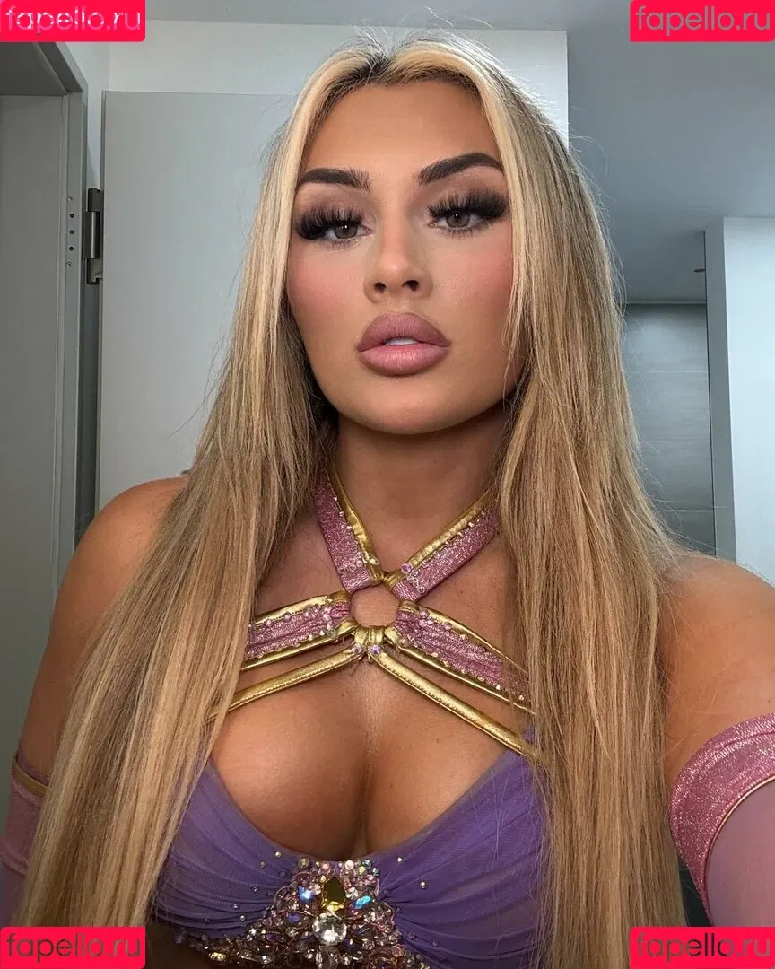 Tiffany Stratton / tiffany_stratton / tiffanywwe / tiffstrattonwwe Nude Leaks OnlyFans Onlyfans Photo Gallery 