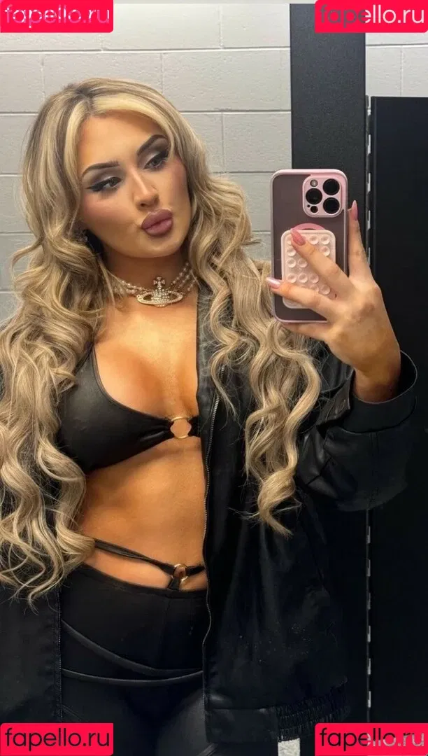 Tiffany Stratton / tiffany_stratton / tiffanywwe / tiffstrattonwwe Nude Leaks OnlyFans Onlyfans Photo Gallery 