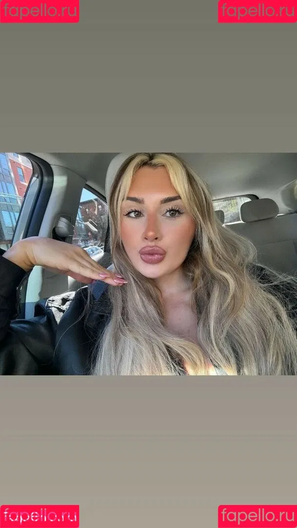 Tiffany Stratton / tiffany_stratton / tiffanywwe / tiffstrattonwwe Nude Leaks OnlyFans Onlyfans Photo Gallery 