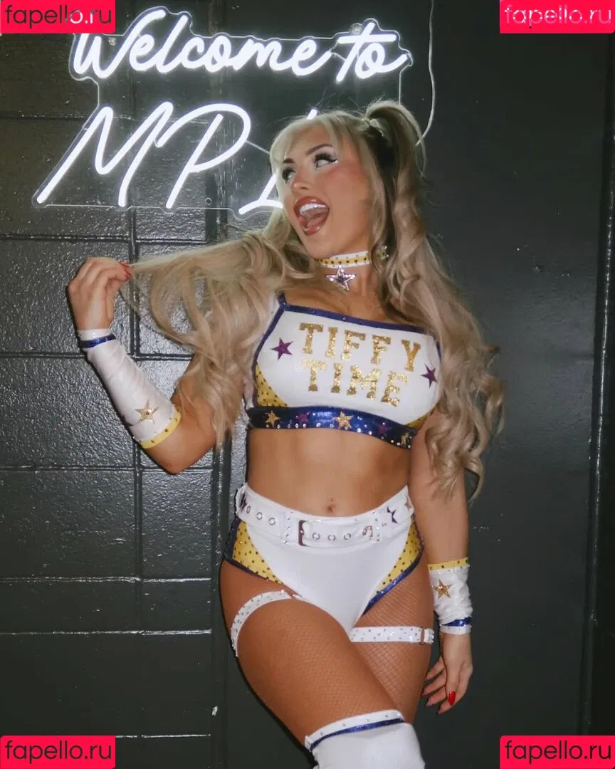 Tiffany Stratton / tiffany_stratton / tiffanywwe / tiffstrattonwwe Nude Leaks OnlyFans Onlyfans Photo Gallery 
