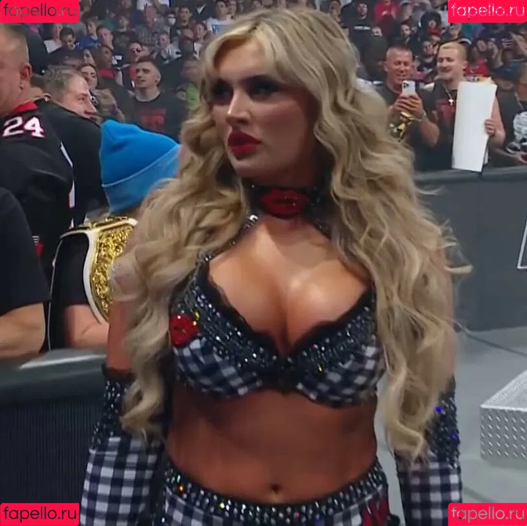 Tiffany Stratton / tiffany_stratton / tiffanywwe / tiffstrattonwwe Nude Leaks OnlyFans Onlyfans Photo Gallery 