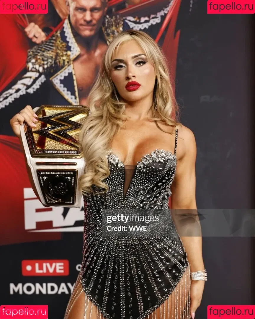 Tiffany Stratton / tiffany_stratton / tiffanywwe / tiffstrattonwwe Nude Leaks OnlyFans Onlyfans Photo Gallery 