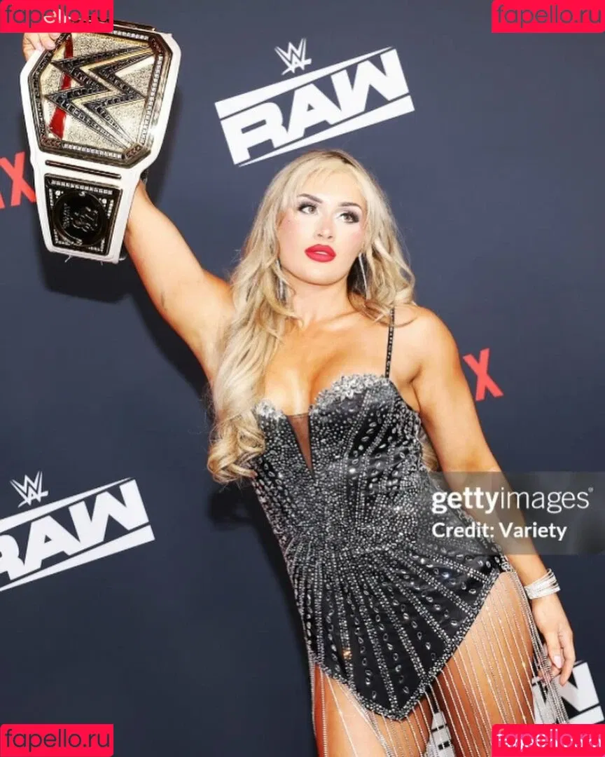Tiffany Stratton / tiffany_stratton / tiffanywwe / tiffstrattonwwe Nude Leaks OnlyFans Onlyfans Photo Gallery 