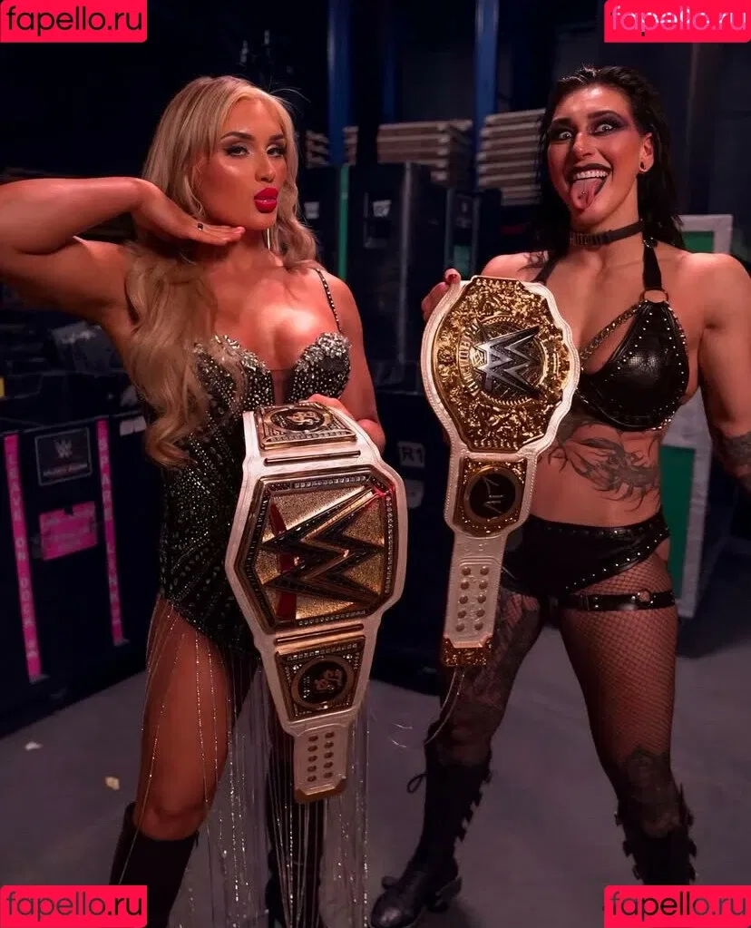 Tiffany Stratton / tiffany_stratton / tiffanywwe / tiffstrattonwwe Nude Leaks OnlyFans Onlyfans Photo Gallery 