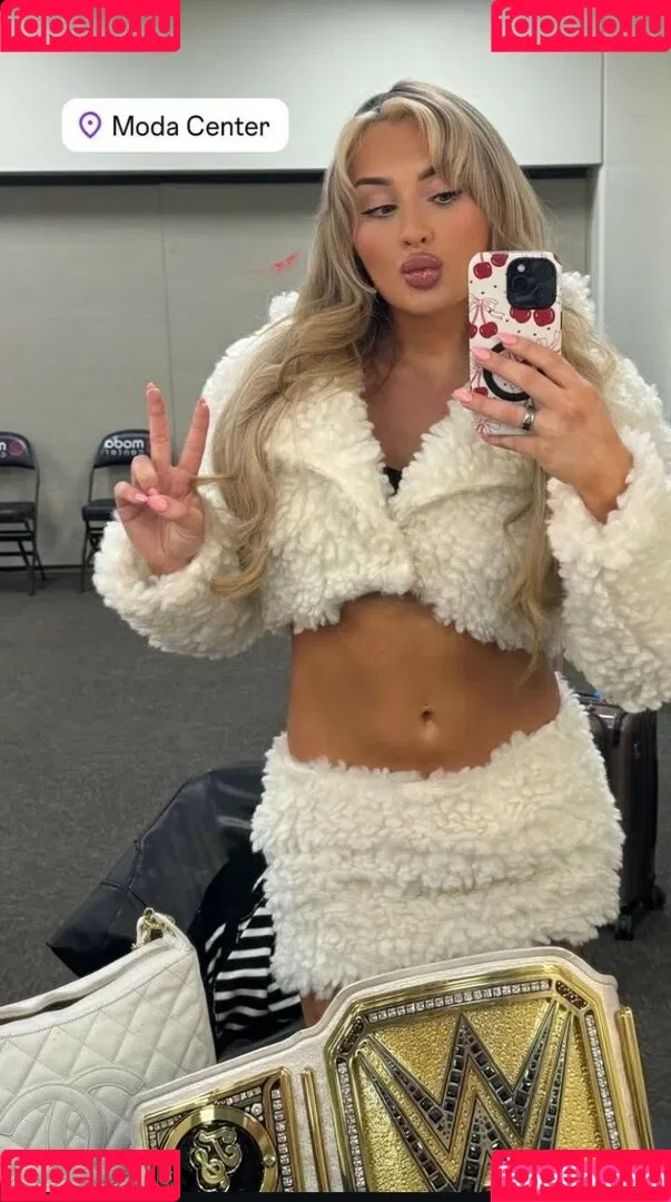 Tiffany Stratton / tiffany_stratton / tiffanywwe / tiffstrattonwwe Nude Leaks OnlyFans Onlyfans Photo Gallery 