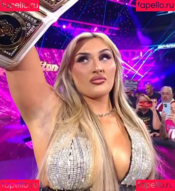 Tiffany Stratton / tiffany_stratton / tiffanywwe / tiffstrattonwwe Nude Leaks OnlyFans Onlyfans Photo Gallery 