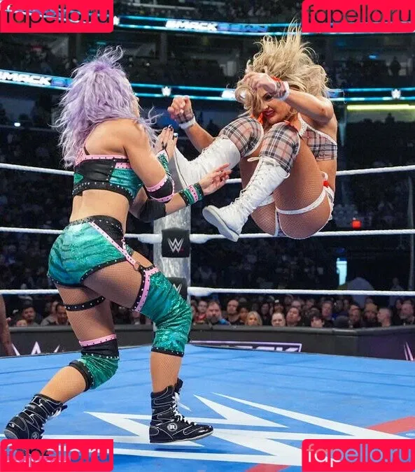 Tiffany Stratton / tiffany_stratton / tiffanywwe / tiffstrattonwwe Nude Leaks OnlyFans Onlyfans Photo Gallery 