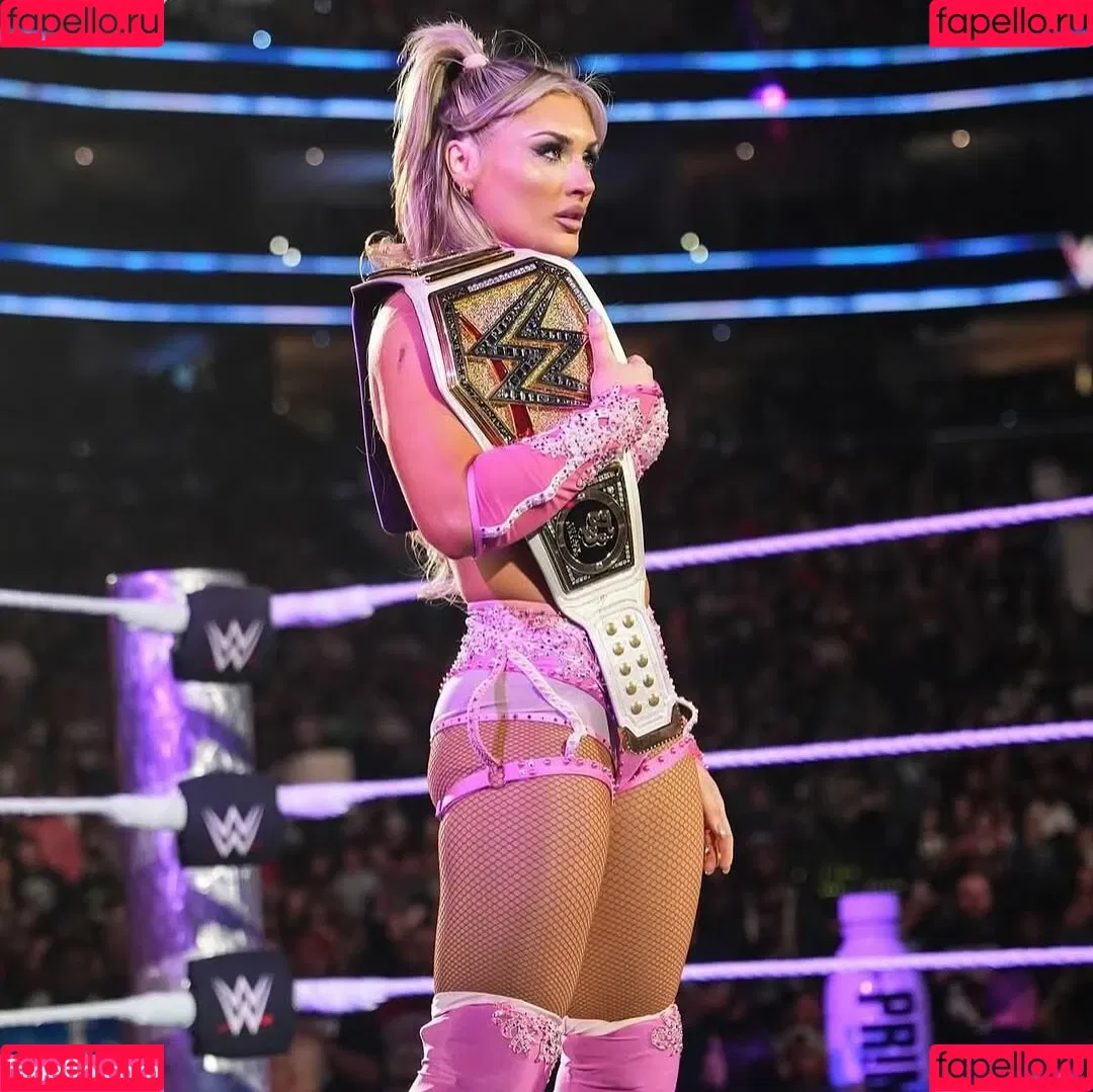 Tiffany Stratton / tiffany_stratton / tiffanywwe / tiffstrattonwwe Nude Leaks OnlyFans Onlyfans Photo Gallery 