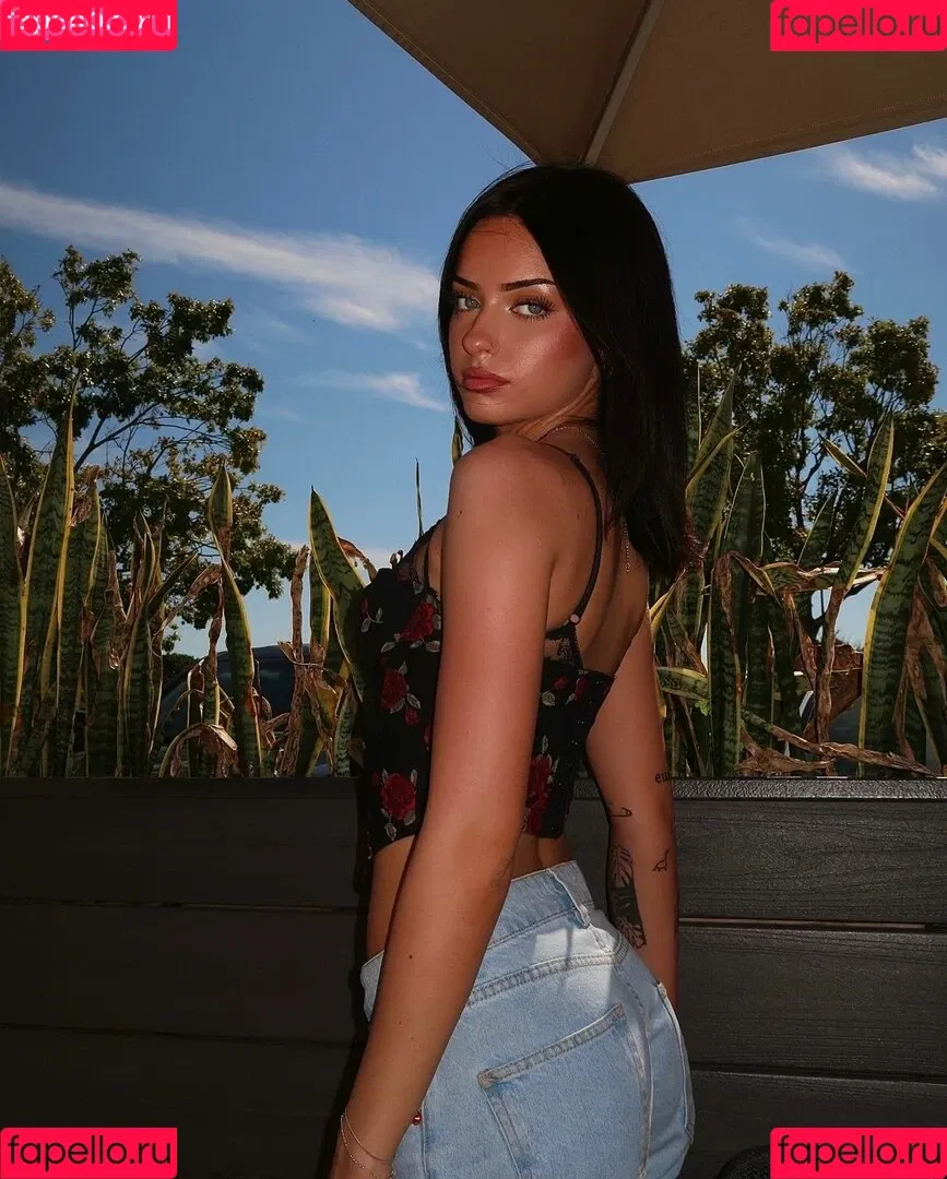 Lily Weber / itslily.w Nude Leaks OnlyFans Onlyfans Photo Gallery 