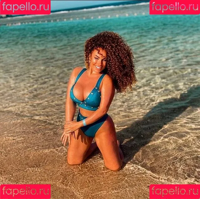 Curly_quennn / Paulina Fok / curly_queennnn / u351765297 Nude Leaks OnlyFans Onlyfans Photo Gallery 