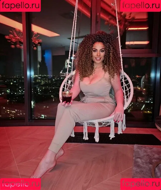 Curly_quennn / Paulina Fok / curly_queennnn / u351765297 Nude Leaks OnlyFans Onlyfans Photo Gallery 