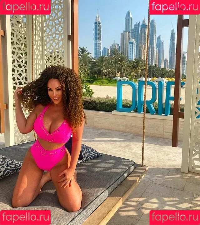 Curly_quennn / Paulina Fok / curly_queennnn / u351765297 Nude Leaks OnlyFans Onlyfans Photo Gallery 