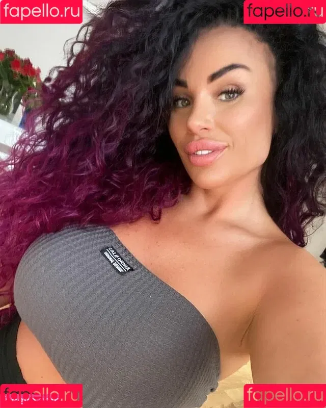 Curly_quennn / Paulina Fok / curly_queennnn / u351765297 Nude Leaks OnlyFans Onlyfans Photo Gallery 