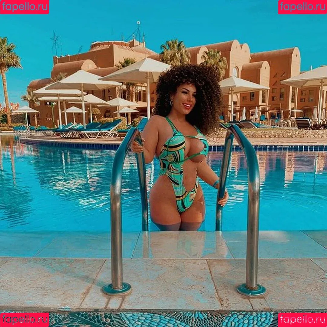 Curly_quennn / Paulina Fok / curly_queennnn / u351765297 Nude Leaks OnlyFans Onlyfans Photo Gallery 