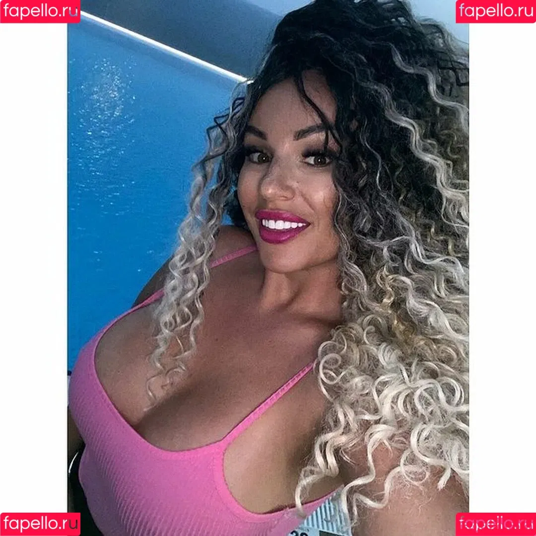 Curly_quennn / Paulina Fok / curly_queennnn / u351765297 Nude Leaks OnlyFans Onlyfans Photo Gallery 