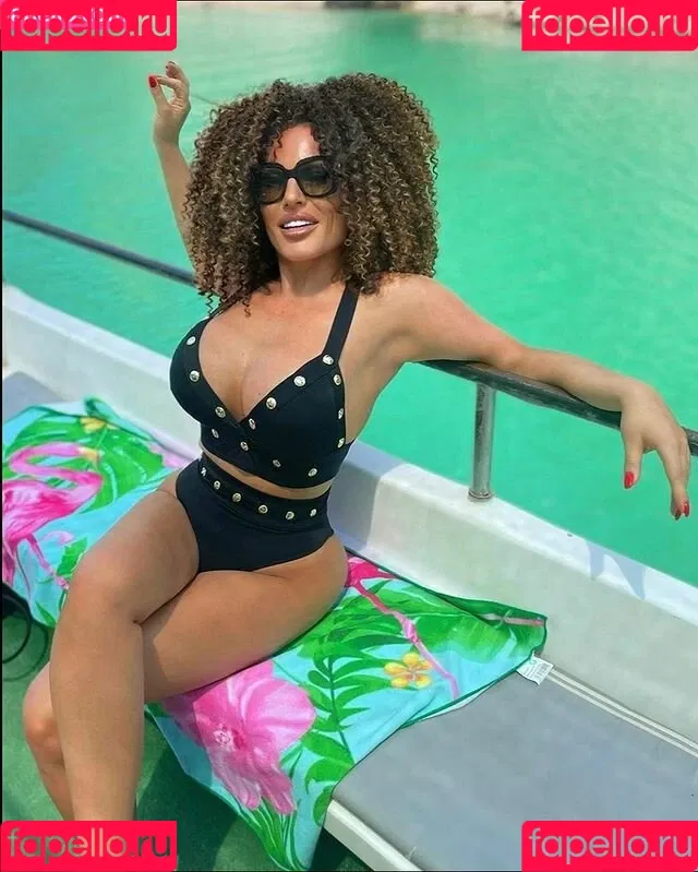 Curly_quennn / Paulina Fok / curly_queennnn / u351765297 Nude Leaks OnlyFans Onlyfans Photo Gallery 