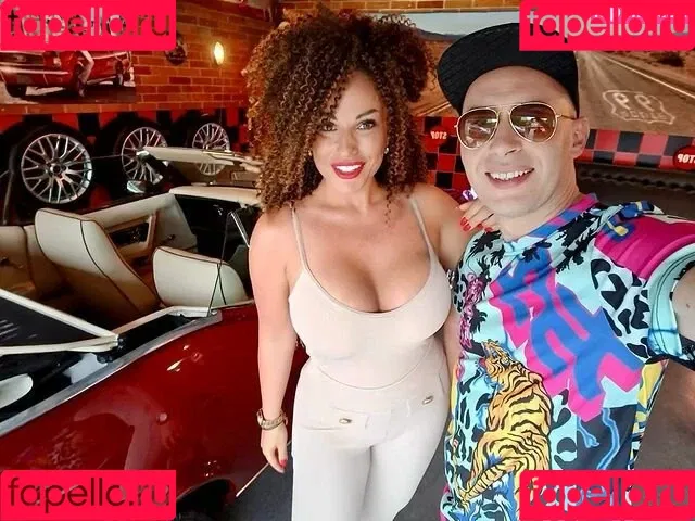 Curly_quennn / Paulina Fok / curly_queennnn / u351765297 Nude Leaks OnlyFans Onlyfans Photo Gallery 