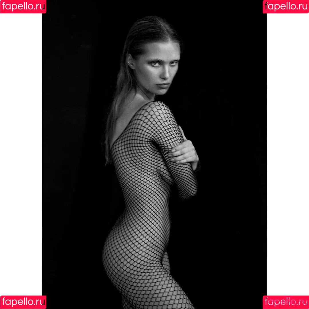 Laura Oganessian / lauraoganessian Nude Leaks OnlyFans Onlyfans Photo Gallery 
