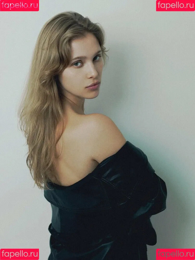 Laura Oganessian / lauraoganessian Nude Leaks OnlyFans Onlyfans Photo Gallery 