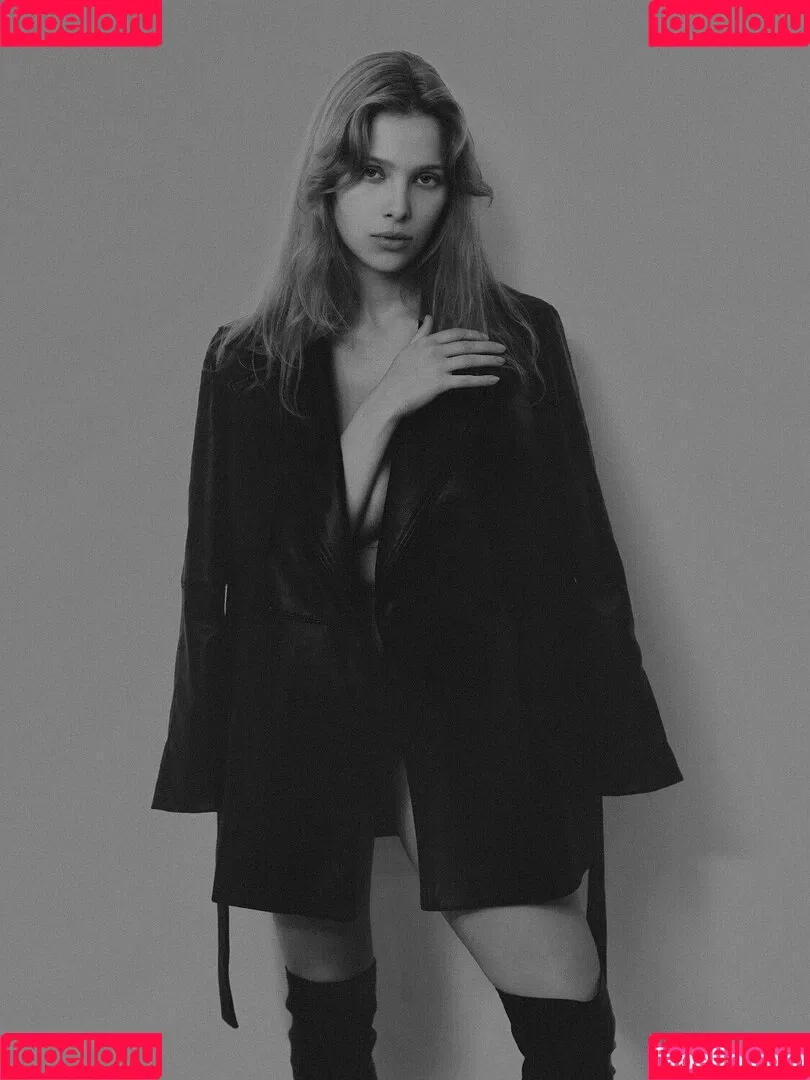 Laura Oganessian / lauraoganessian Nude Leaks OnlyFans Onlyfans Photo Gallery 