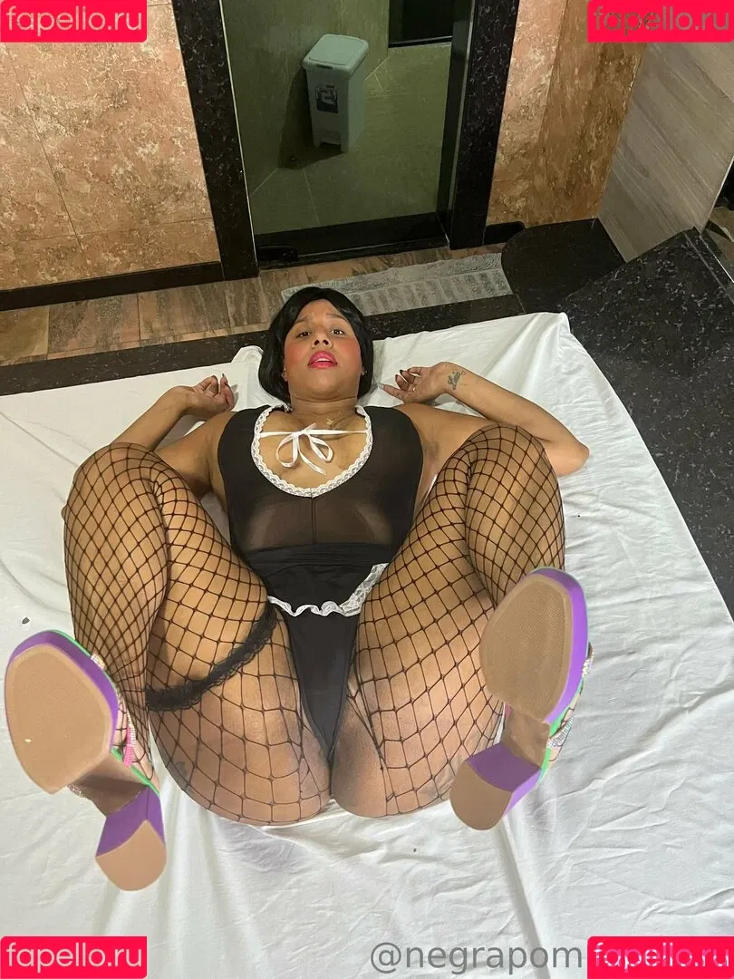 negrapomposa_28 Nude Leaks OnlyFans Onlyfans Photo Gallery 