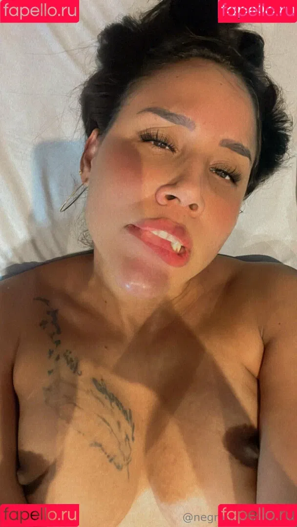 negrapomposa_28 Nude Leaks OnlyFans Onlyfans Photo Gallery 