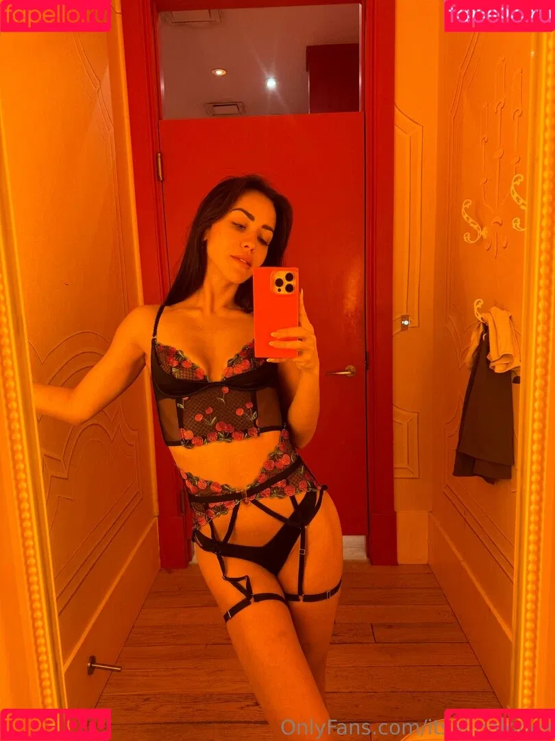 itsalinalopez / itsalinalopezofficial Nude Leaks OnlyFans Onlyfans Photo Gallery 