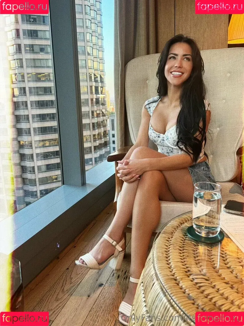 itsalinalopez / itsalinalopezofficial Nude Leaks OnlyFans Onlyfans Photo Gallery 