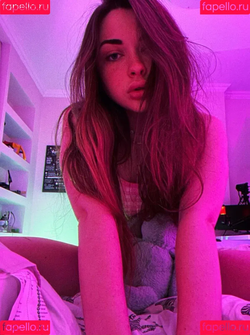 Ahrinyan / Arina Berdnikova / nyasharisha Nude Leaks OnlyFans Onlyfans Photo Gallery 