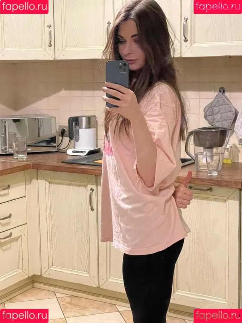 Ahrinyan / Arina Berdnikova / nyasharisha Nude Leaks OnlyFans Onlyfans Photo Gallery 