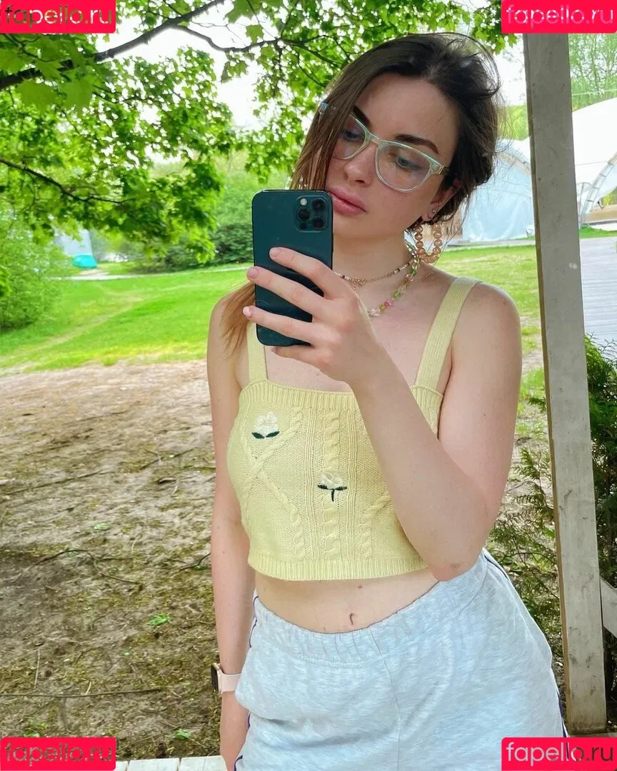 Ahrinyan / Arina Berdnikova / nyasharisha Nude Leaks OnlyFans Onlyfans Photo Gallery 