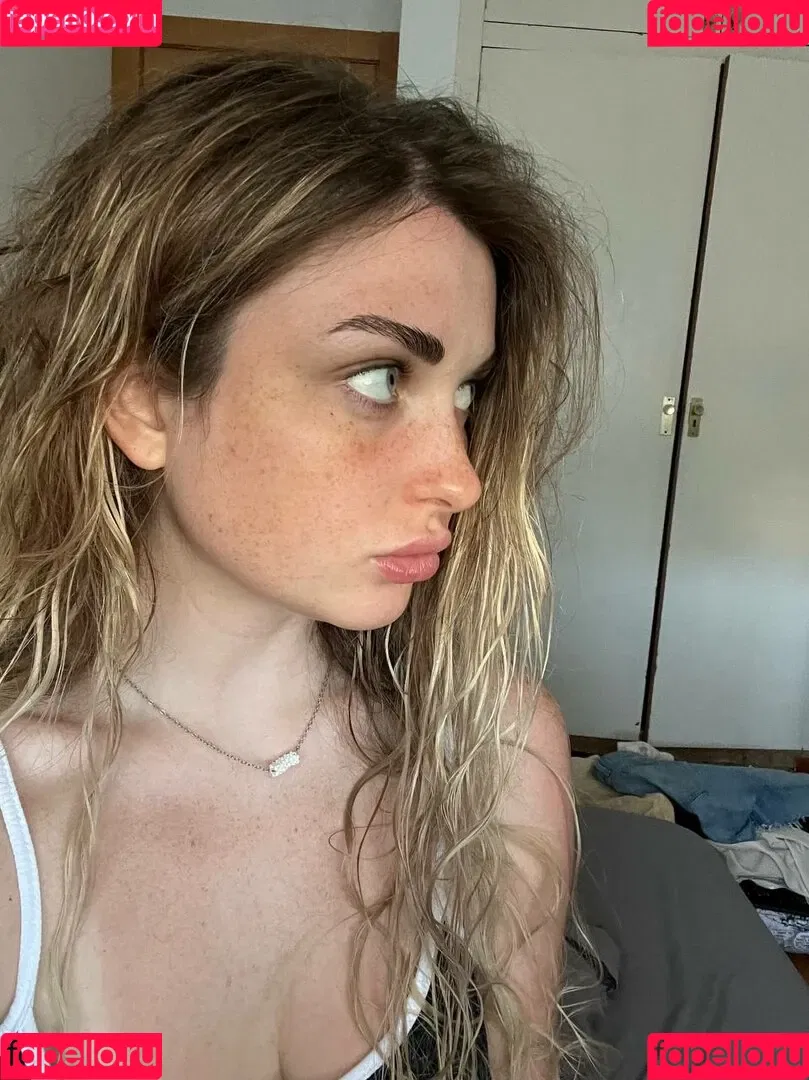 Ahrinyan / Arina Berdnikova / nyasharisha Nude Leaks OnlyFans Onlyfans Photo Gallery 