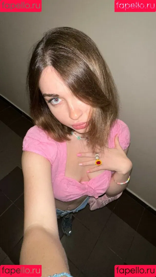 Ahrinyan / Arina Berdnikova / nyasharisha Nude Leaks OnlyFans Onlyfans Photo Gallery 