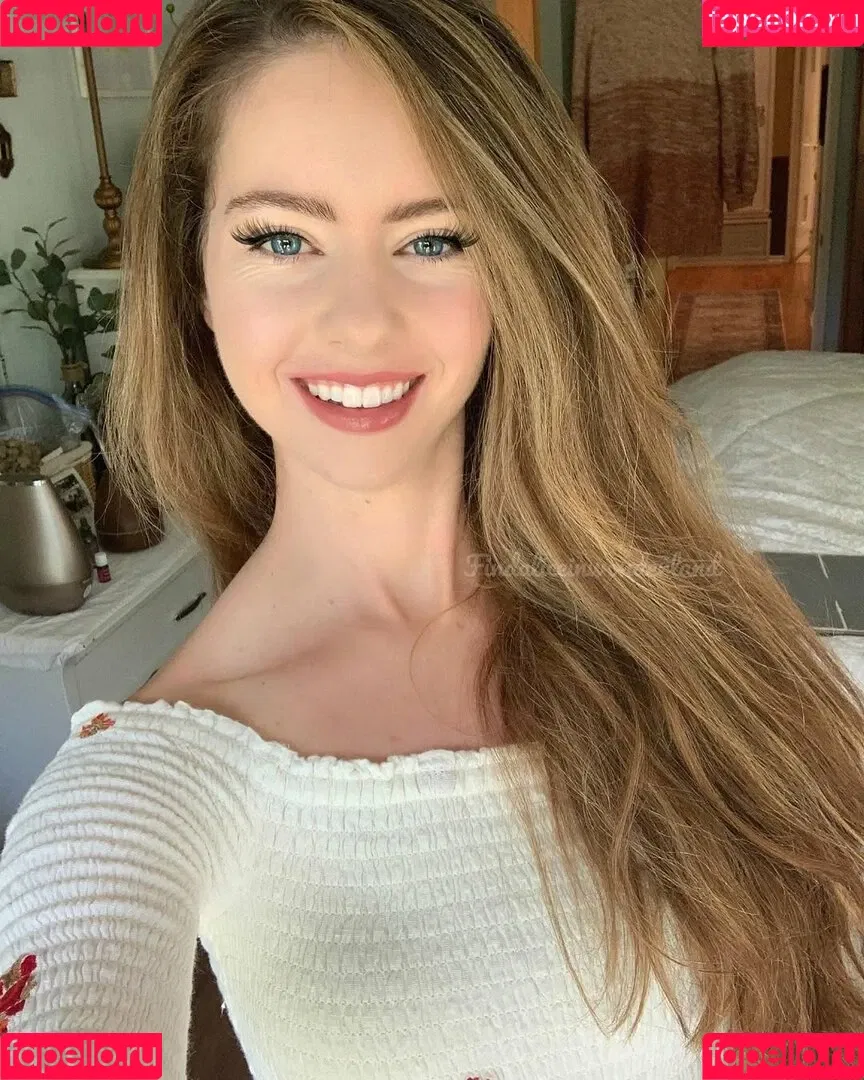 Findaliceinwonderland / alygreenxo / festivalfashionista Onlyfans Photo Gallery 