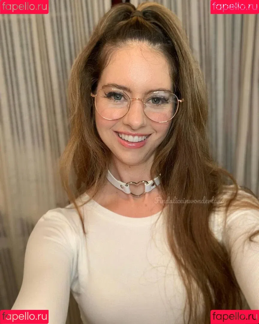 Findaliceinwonderland / alygreenxo / festivalfashionista Onlyfans Photo Gallery 