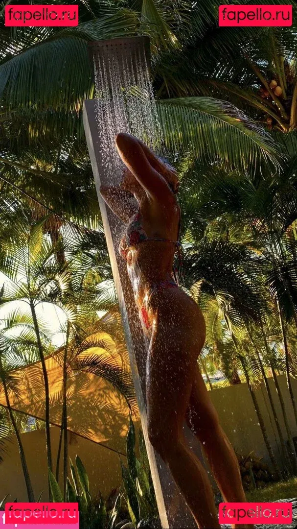 Adria Arjona Onlyfans Photo Gallery 