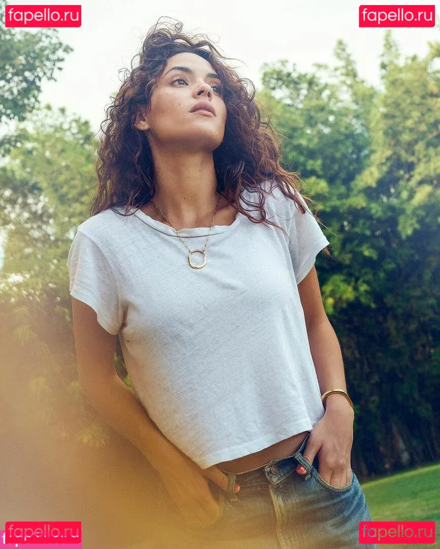 Adria Arjona Onlyfans Photo Gallery 