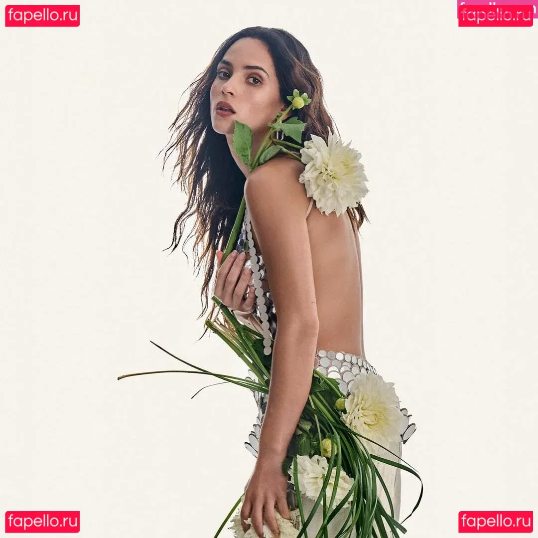 Adria Arjona Onlyfans Photo Gallery 