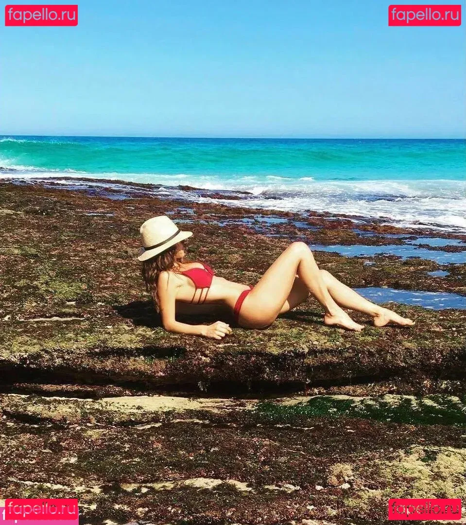 Adria Arjona Onlyfans Photo Gallery 