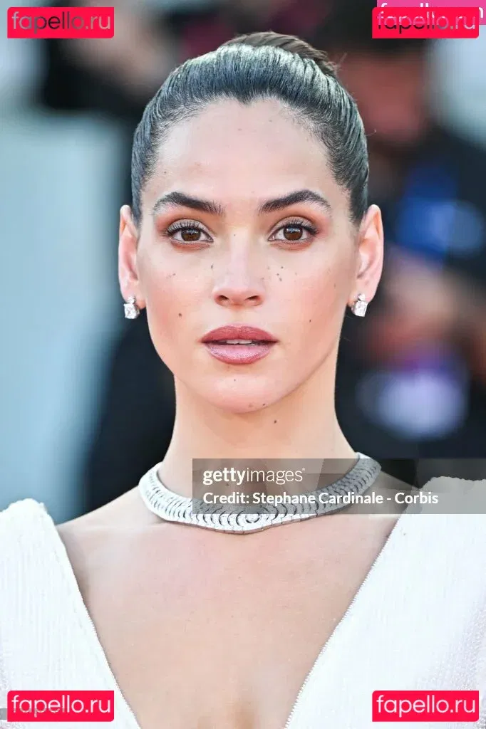 Adria Arjona Onlyfans Photo Gallery 